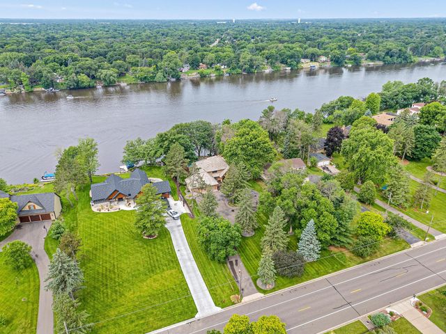 10810 Mississippi Boulevard NW, Coon Rapids, MN 55433
