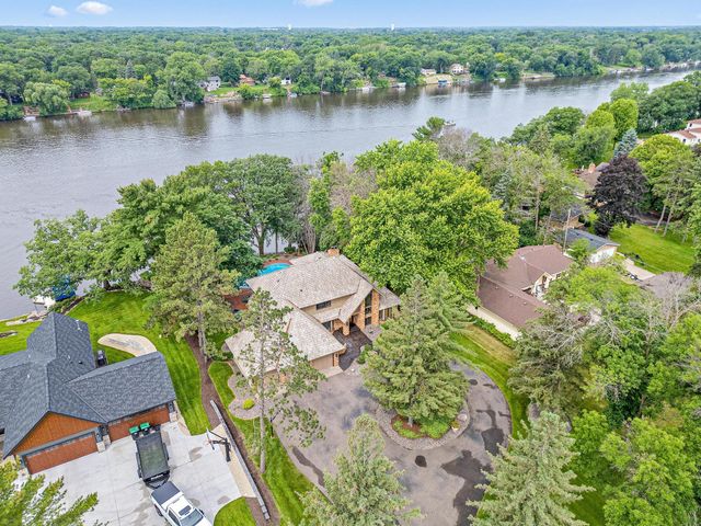 10810 Mississippi Boulevard NW, Coon Rapids, MN 55433