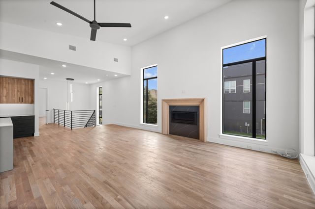 2323 N Carroll Avenue, Dallas, TX 75204