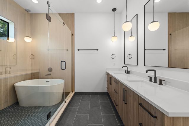 2323 N Carroll Avenue, Dallas, TX 75204