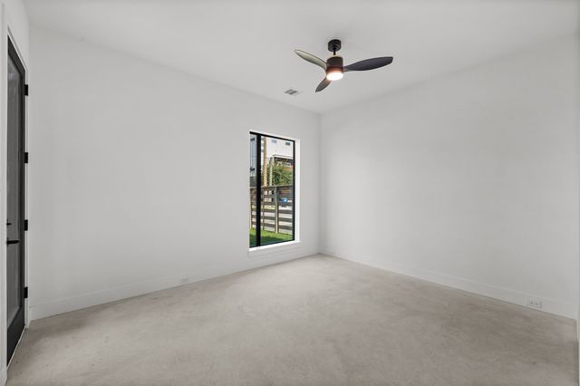 2323 N Carroll Avenue, Dallas, TX 75204