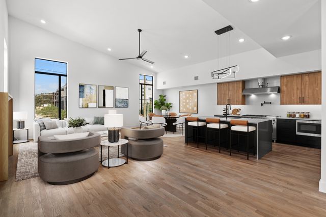 2323 N Carroll Avenue, Dallas, TX 75204