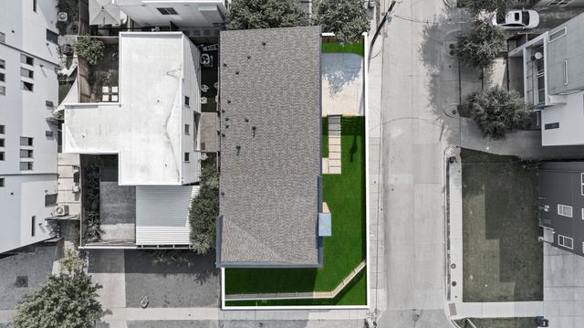 2323 N Carroll Avenue, Dallas, TX 75204