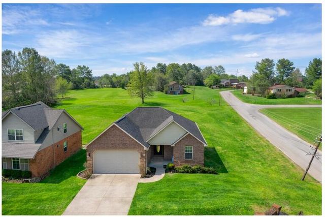 12 Connors Way, Somerset, KY 42503
