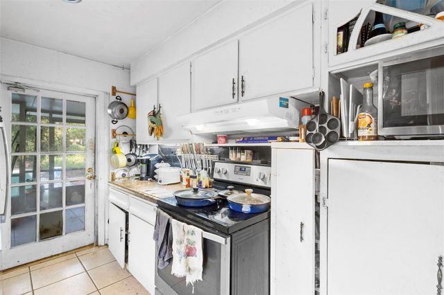 925 N SANS SOUCI AVENUE, Deland, FL 32720