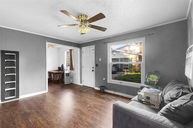 925 N SANS SOUCI AVENUE, Deland, FL 32720