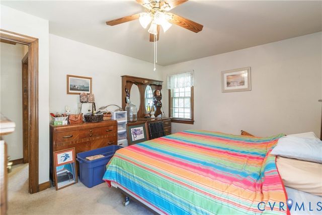7092 Foxlair Dr, Mechanicsville, VA 23111