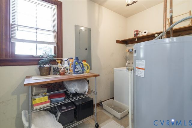 7092 Foxlair Dr, Mechanicsville, VA 23111