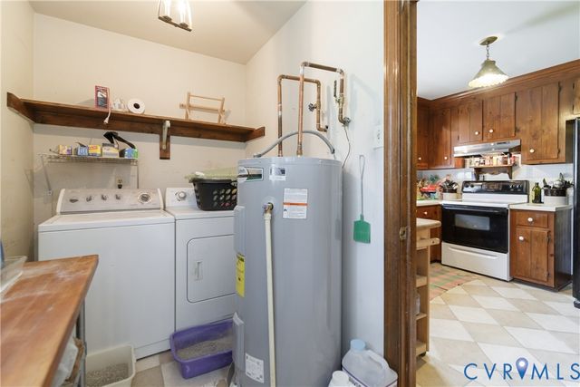 7092 Foxlair Dr, Mechanicsville, VA 23111