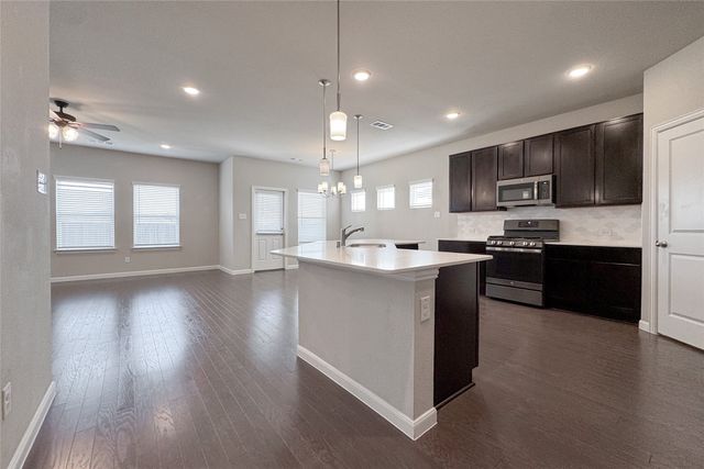 2121 Callahan Drive, Forney, TX 75126
