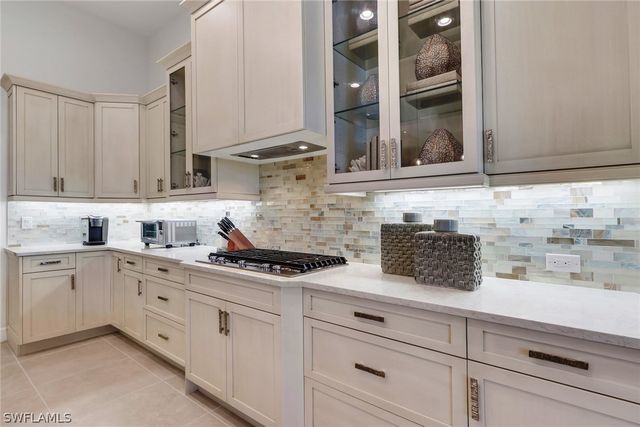 6035 Plana Cays DR, Naples, FL 34113