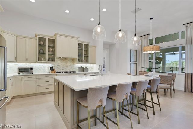 6035 Plana Cays DR, Naples, FL 34113