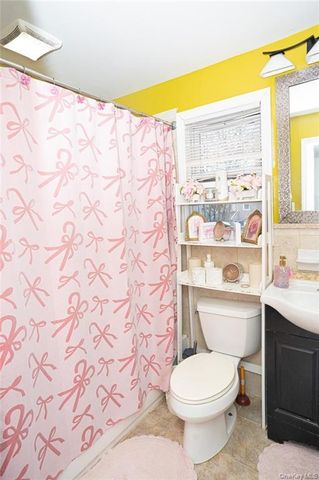 11411 207th Street, Cambria Heights, NY 11411