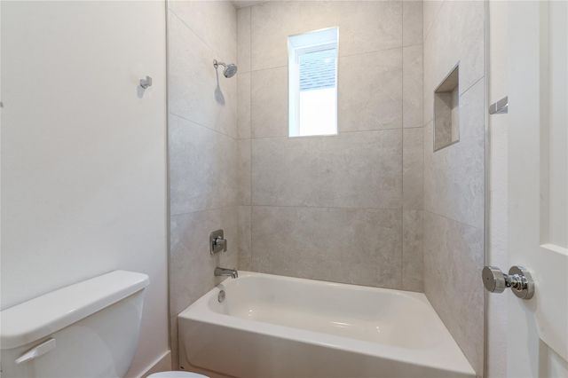 7609 Victory Reserve Street, Houston, TX 77088