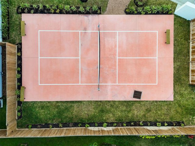 7609 Victory Reserve Street, Houston, TX 77088