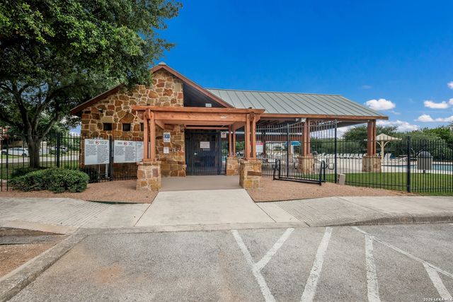 25515 Willard Path, San Antonio, TX 78261