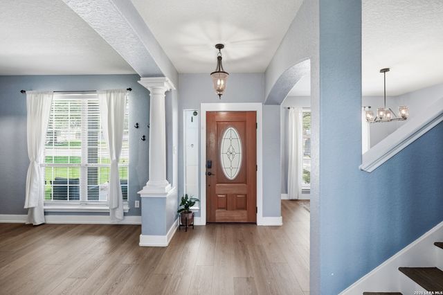25515 Willard Path, San Antonio, TX 78261