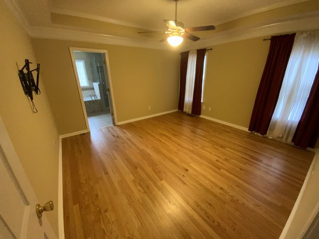 521 Spring Hill Dr, Smyrna, TN 37167