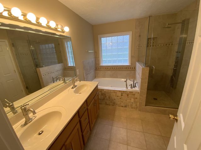 521 Spring Hill Dr, Smyrna, TN 37167