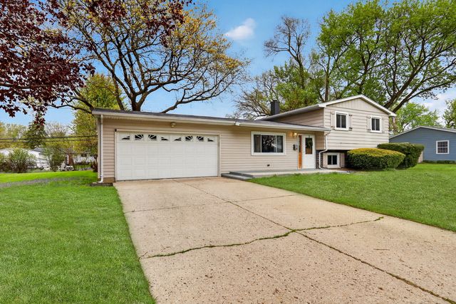 18320 W Linda Lane, Gurnee, IL 60031