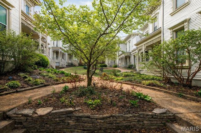 2234 Hickory Street, St Louis, MO 63104