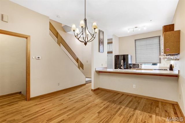 2234 Hickory Street, St Louis, MO 63104