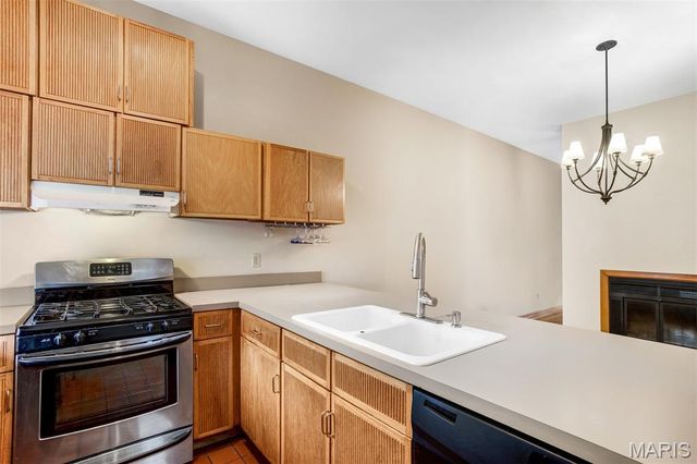 2234 Hickory Street, St Louis, MO 63104