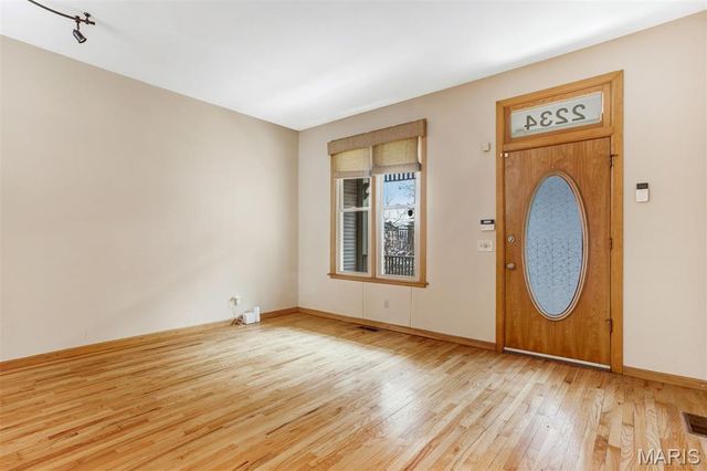 2234 Hickory Street, St Louis, MO 63104