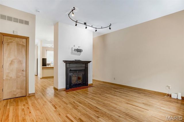 2234 Hickory Street, St Louis, MO 63104