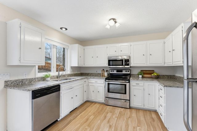 4209 Kemrich Circle, Minnetonka, MN 55345