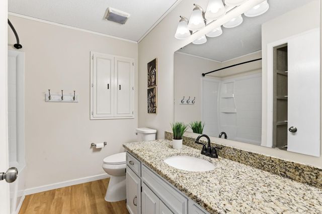 4209 Kemrich Circle, Minnetonka, MN 55345