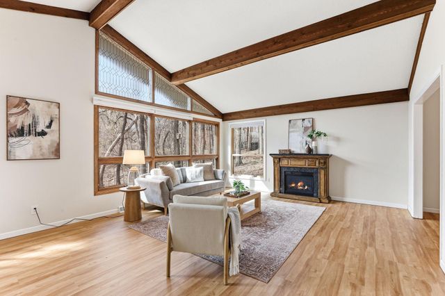 4209 Kemrich Circle, Minnetonka, MN 55345