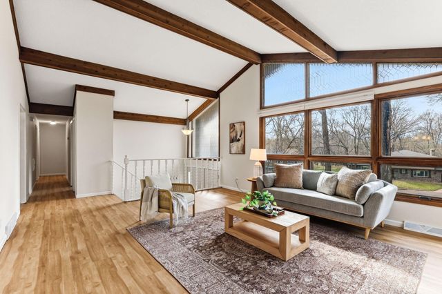 4209 Kemrich Circle, Minnetonka, MN 55345