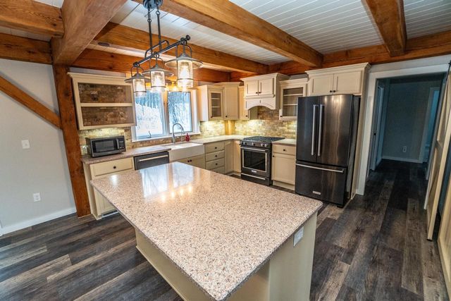 4593 Beaver Dam ROAD, West Bend, WI 53090