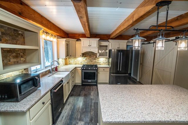 4593 Beaver Dam ROAD, West Bend, WI 53090