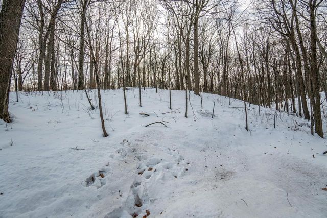 4593 Beaver Dam ROAD, West Bend, WI 53090