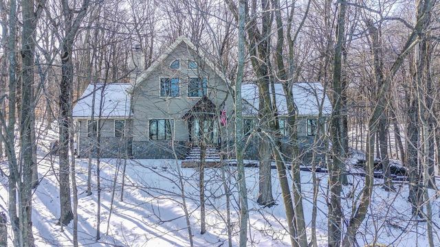 4593 Beaver Dam ROAD, West Bend, WI 53090