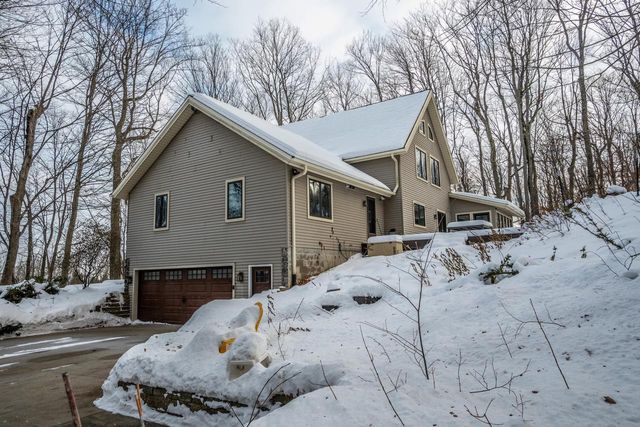 4593 Beaver Dam ROAD, West Bend, WI 53090