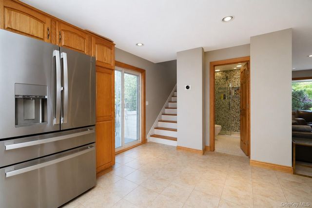 124 Reid Ave, Staten Island, NY 10305