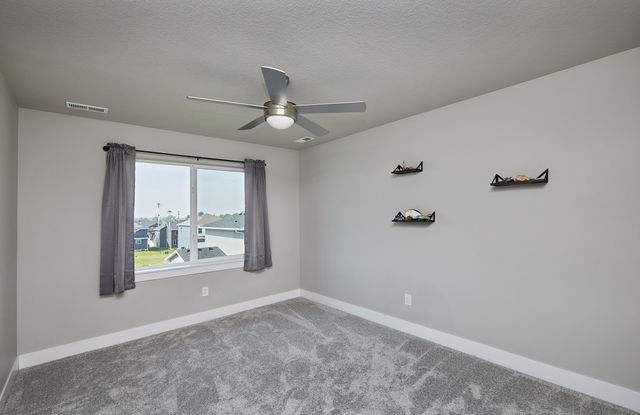 2930 Kestrel Street, Norwalk, IA 50211