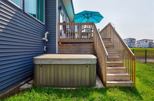 2930 Kestrel Street, Norwalk, IA 50211