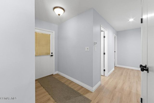 2921 Royal Avenue, Simi Valley, CA 93065