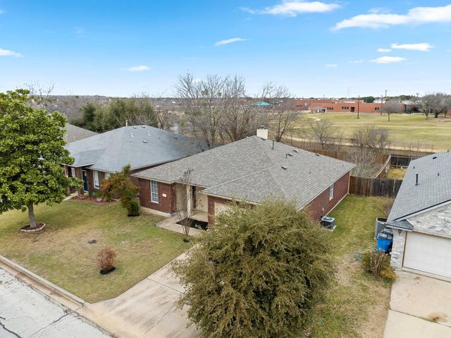 1110 Disraeli CIR, Pflugerville, TX 78660