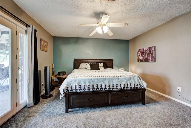 1073 Harrison Street, Harrah, OK 73045
