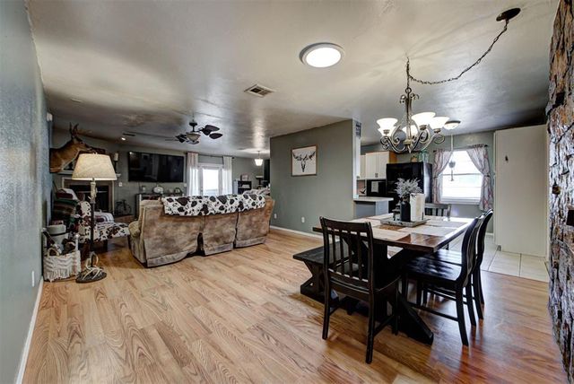 1073 Harrison Street, Harrah, OK 73045