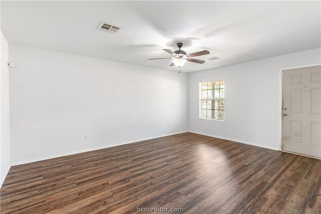 1297 Cottage Grove Circle, Bryan, TX 77801 — photo 4