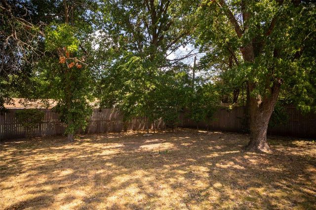 1917 N Minnesota Avenue, Shawnee, OK 74804