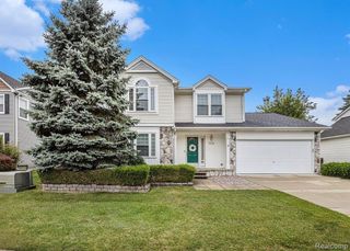 47114 Scarlet Drive, Novi, MI 48374