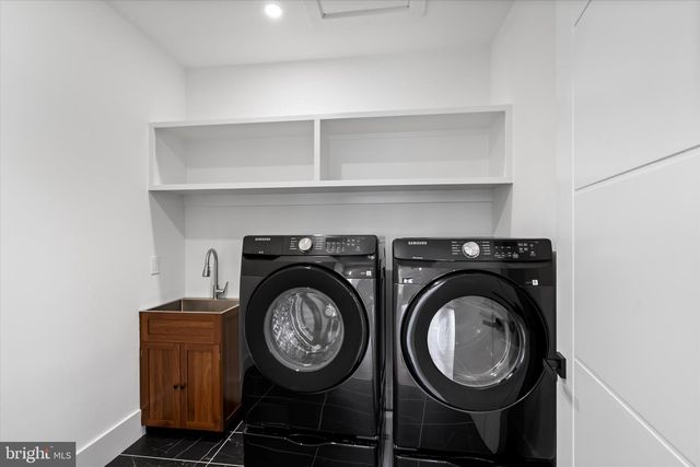 4609 WILLOW RUN DR, Annandale, VA 22003