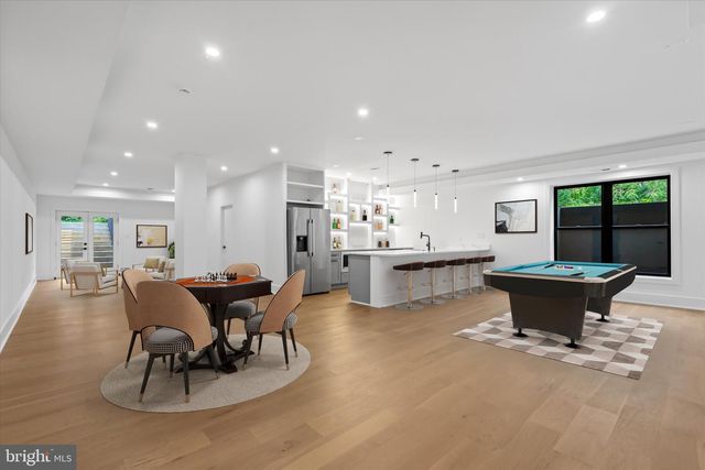 4609 WILLOW RUN DR, Annandale, VA 22003